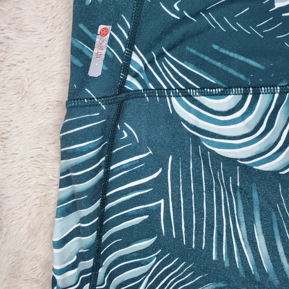 Zella Green Leaf Leggings Medium - Picture 9 of 9